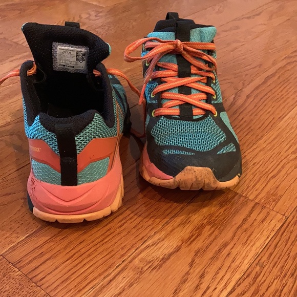 Merrell Tennis Shoes - Picture 5 of 6